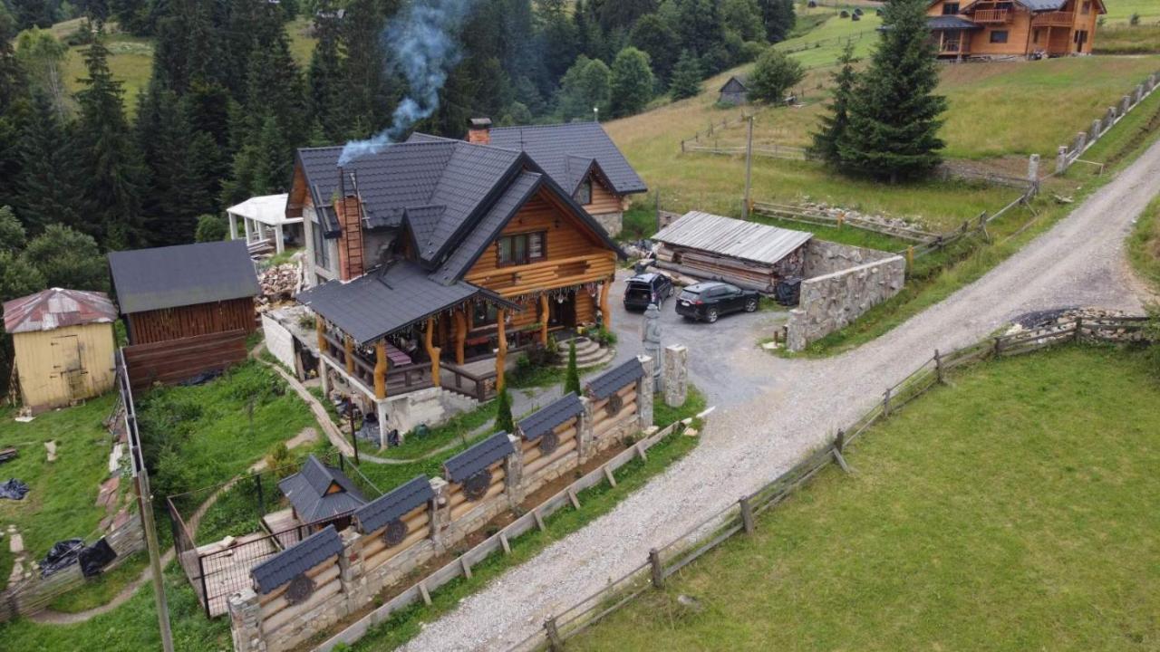 Guest House Dikiy Zrub Vorokhta Exterior photo