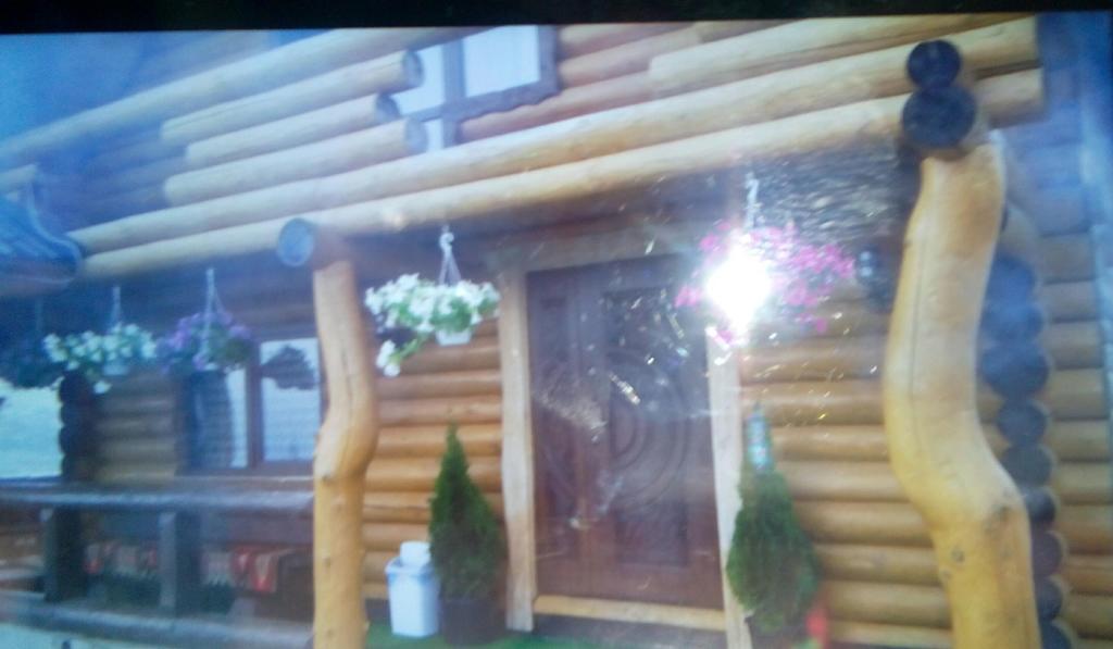 Guest House Dikiy Zrub Vorokhta Exterior photo